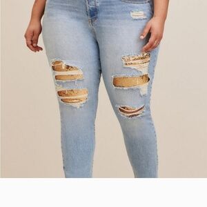 Trendy Distressed Light Blue Skinny Jeans